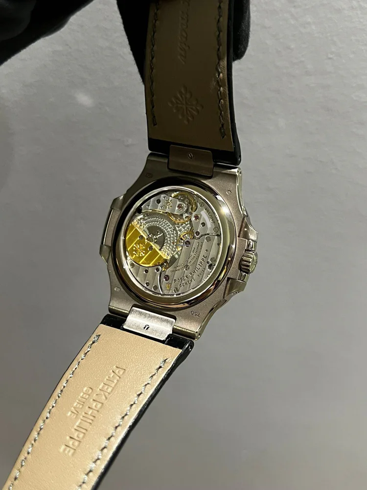 Patek Philippe Nautilus 5712G-001